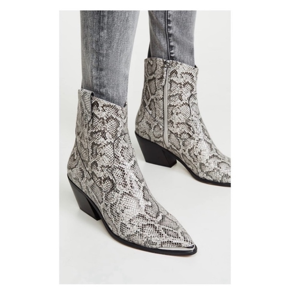 Snake-Print Pointed Toe Ankle Booties - White/Gray